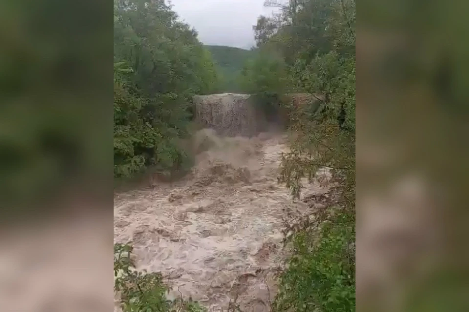 Уровень воды поднялся в реке Куме на Ставрополье. Фото: соцсети Николая Бондаренко