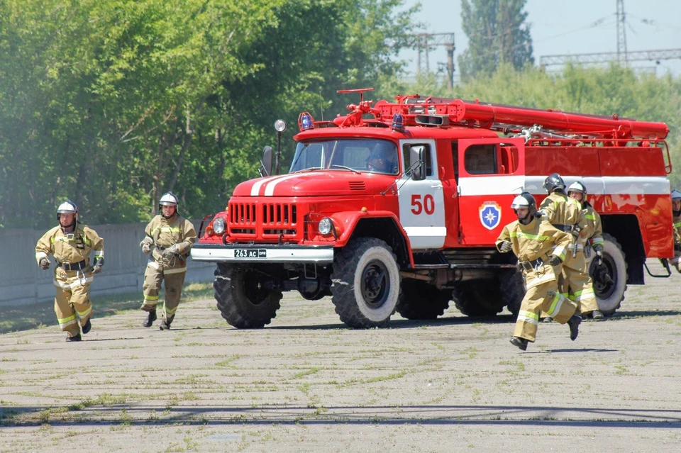 Около полудня в торговом центре на втором этаже возникло возгорание (архивное фото)