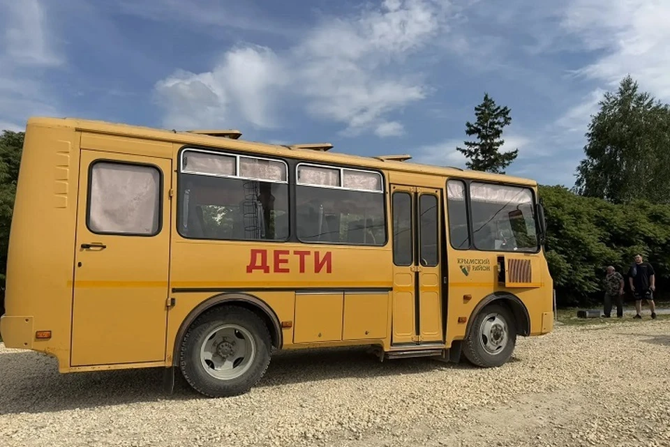 Людей из опасной зоны увозят на автобусах. Фото: Оперштаб Краснодарского края