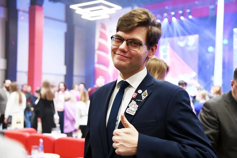 Петербургский учитель Алексей Чибитько представляет федеральную кампанию «Учитель навсегда».