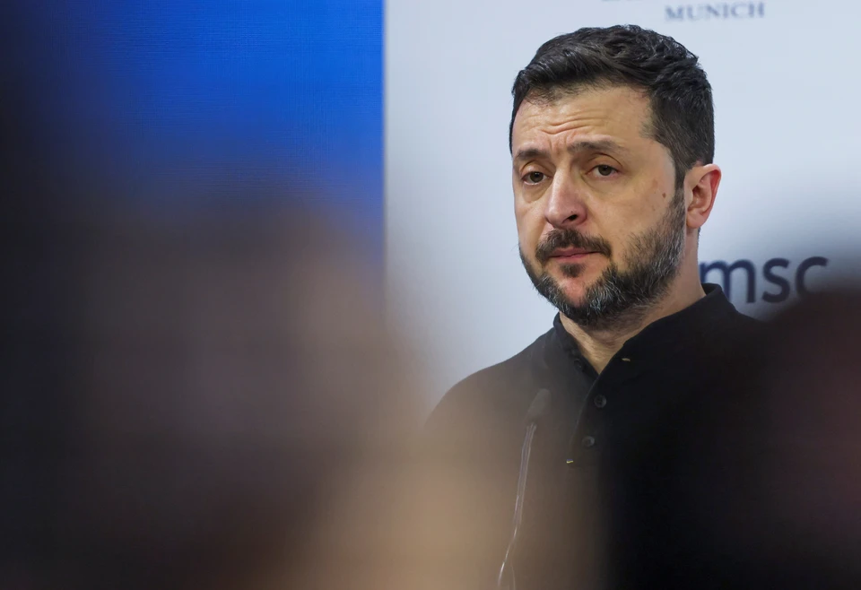Вагенкнехт призвала больше не давать ни цента коррумпированной клике Зеленского