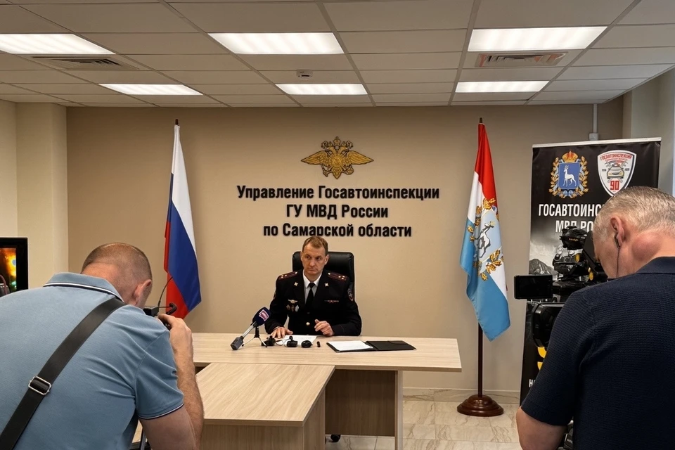 Руководителя регионального управления ГИБДД полковник Игорь Бобров ответил на вопросы журналистов