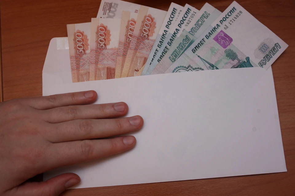 Бывший студент вуза МВД заплатил многомиллионный долг