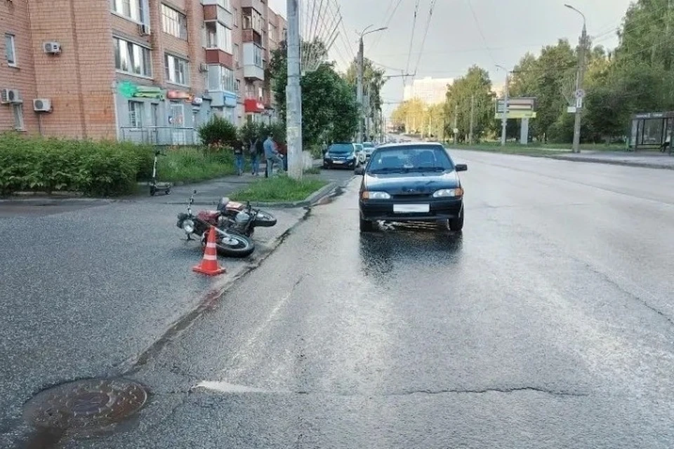 Пострадавшего мотоциклиста увезли в больницу. Фото: Госавтоинспекция Удмуртии