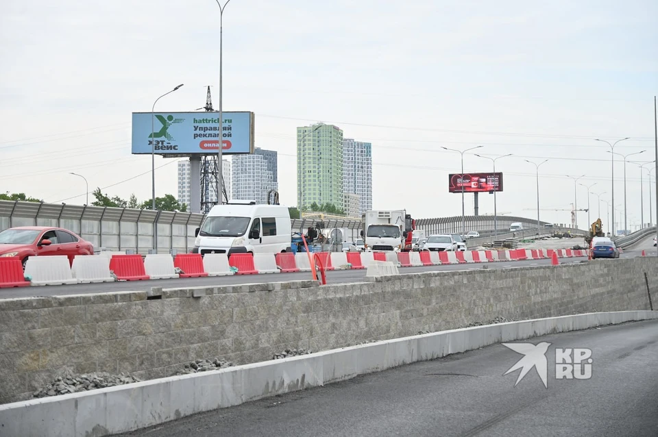 Движение на Калиновском мосту запустят в октябре