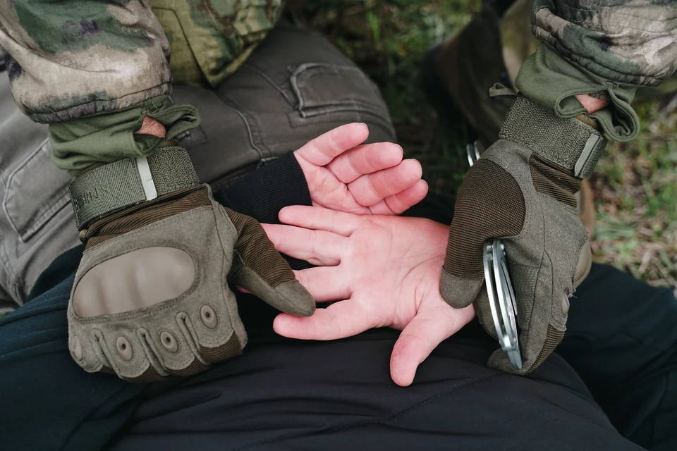 Томичей будут судить за шпионаж