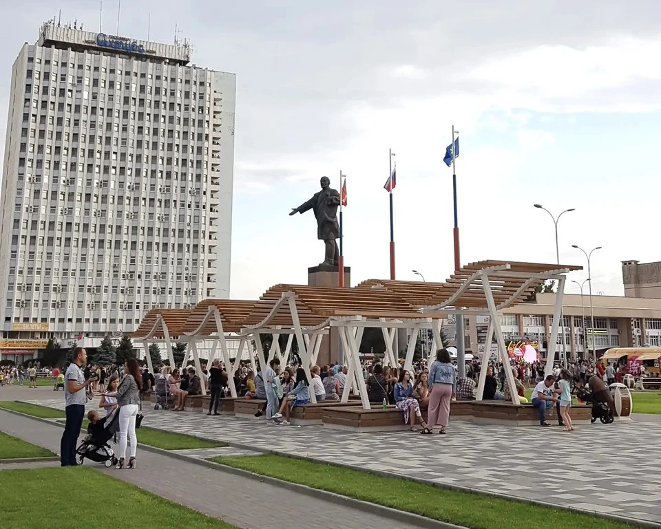 В Волжском отметят парадом День семьи, любви и верности.