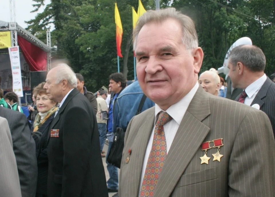 Валерий Кубасов