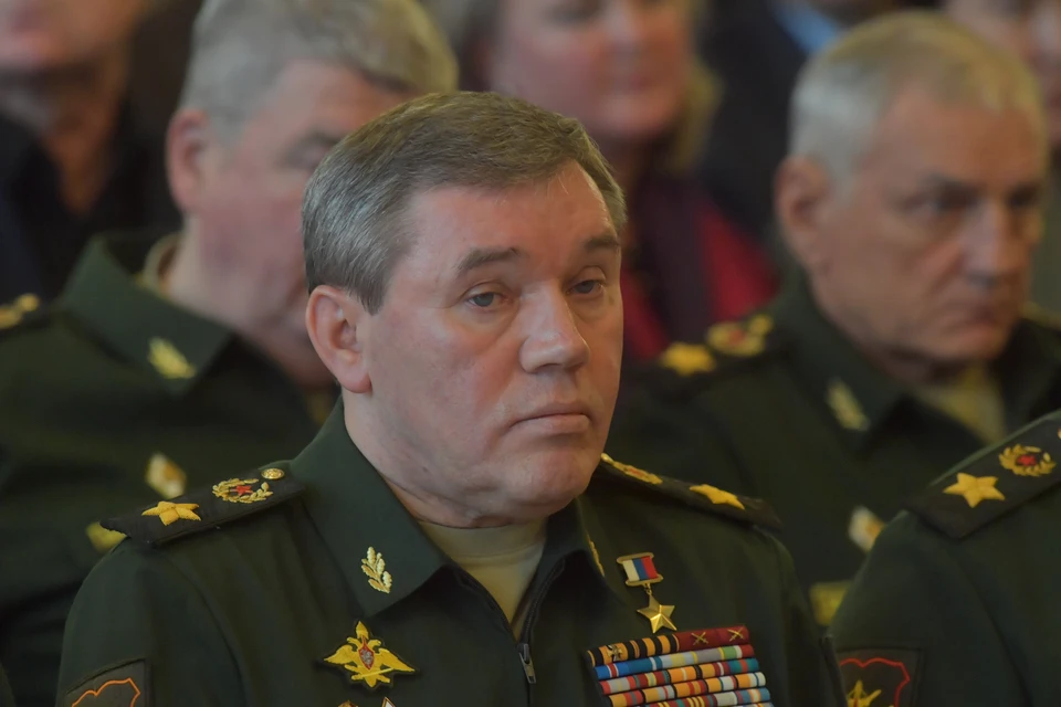 Герасимов: ВС РФ за июнь поразили 55 объектов, аэродромы и предприятие Украины
