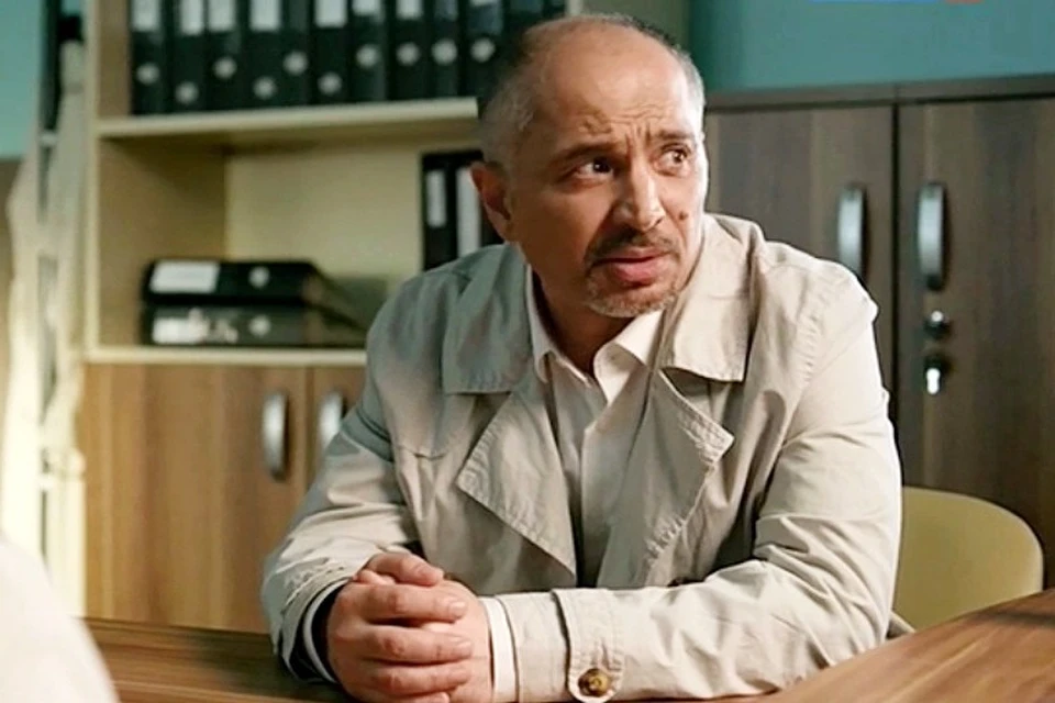 Руслан Ибрагимов умер на 62-м году жизни. Фото: кадр из сериала "Тайны следствия-19" (2019)