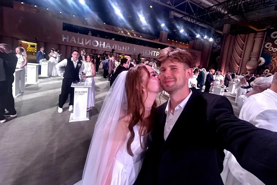 Дмитрий Шибаров и Екатерина Еремина представили регион на всероссийском празднике. Фото: личный архив молодоженов