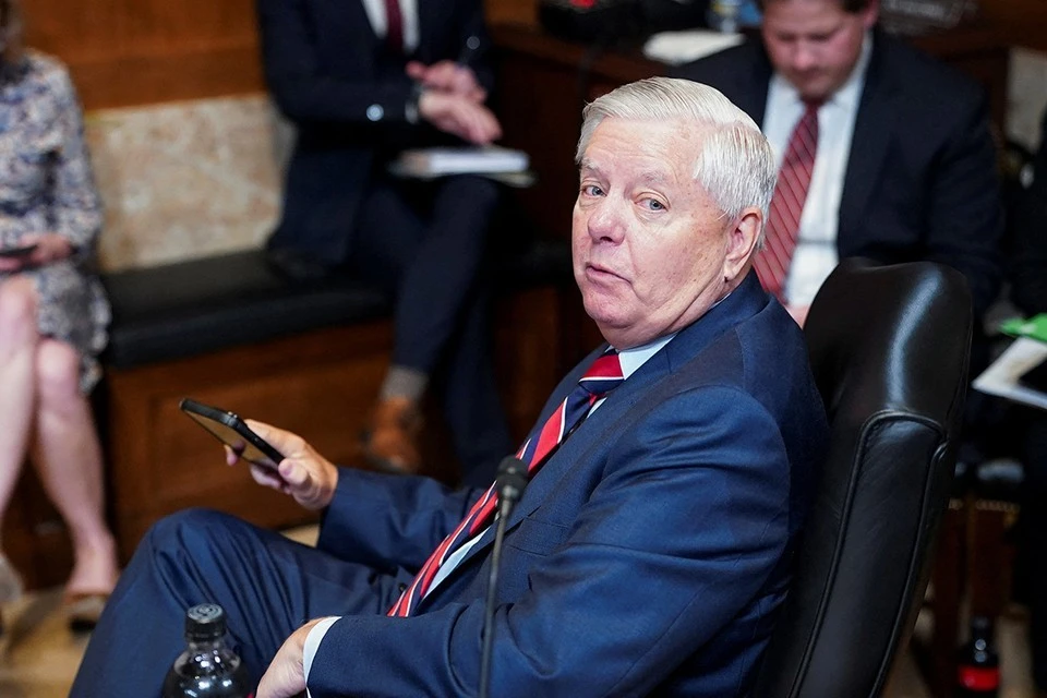 Умер сенатор США Линдси Грэм*