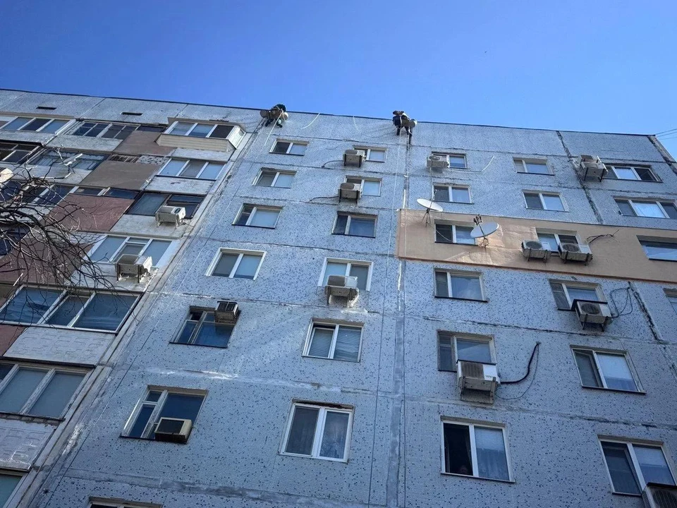 В городе продолжают ремонтировать дома. Фото - канал МАХ Максима Пухова