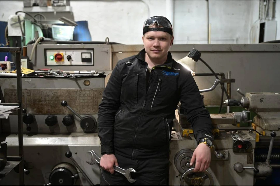 Иван стал популярным блогером.