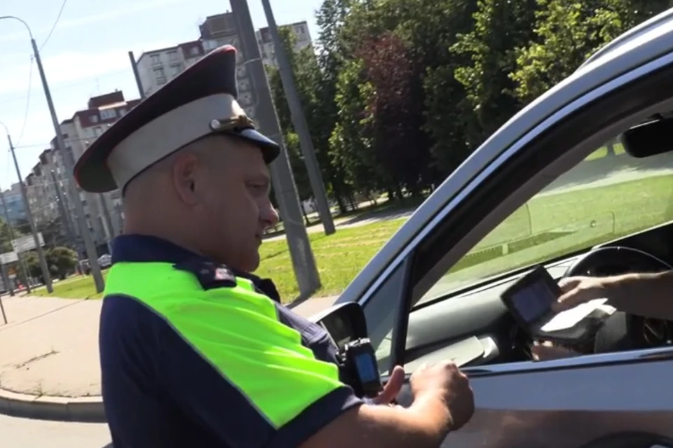 Всего правоохранители составили 12 административных протоколов. Фото: ГУ МВД России по Санкт-Петербургу и Ленобласти
