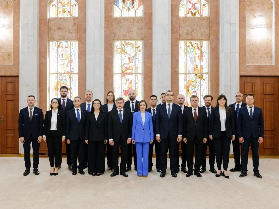 Новый старый кмбент министров. Фото: президентура РМ