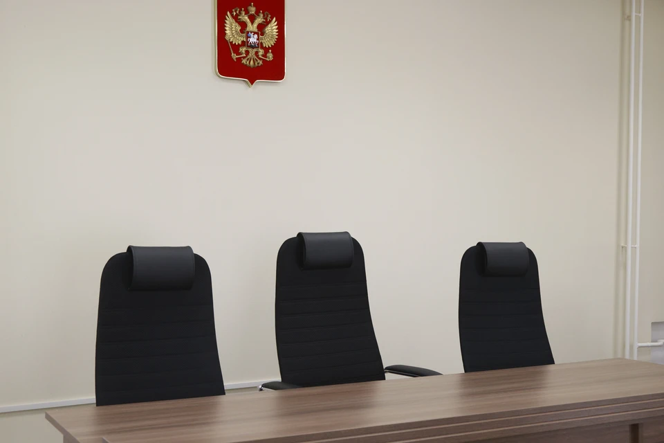По решению суда назначен временный управляющий.