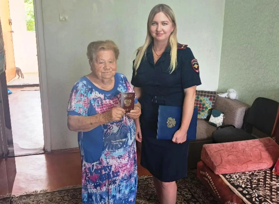 Человека не бросили в беде. Фото: УМВД Севастополя
