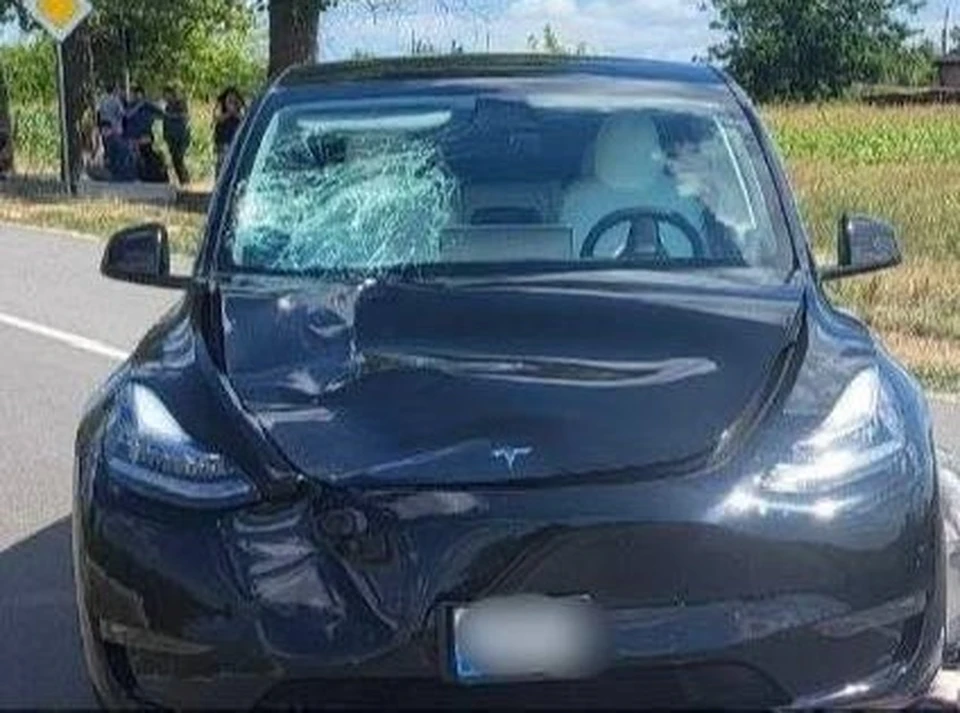В Теленештском районе 74-летняя женщина погибла под колесами автомобиля Tesla. Фото:Politia RM