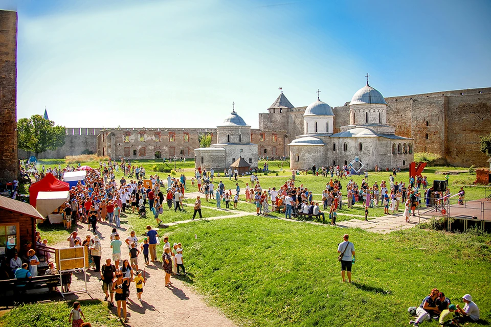 Площадкой для торжеств станет территория крепости. Фото: Ивангородский музей