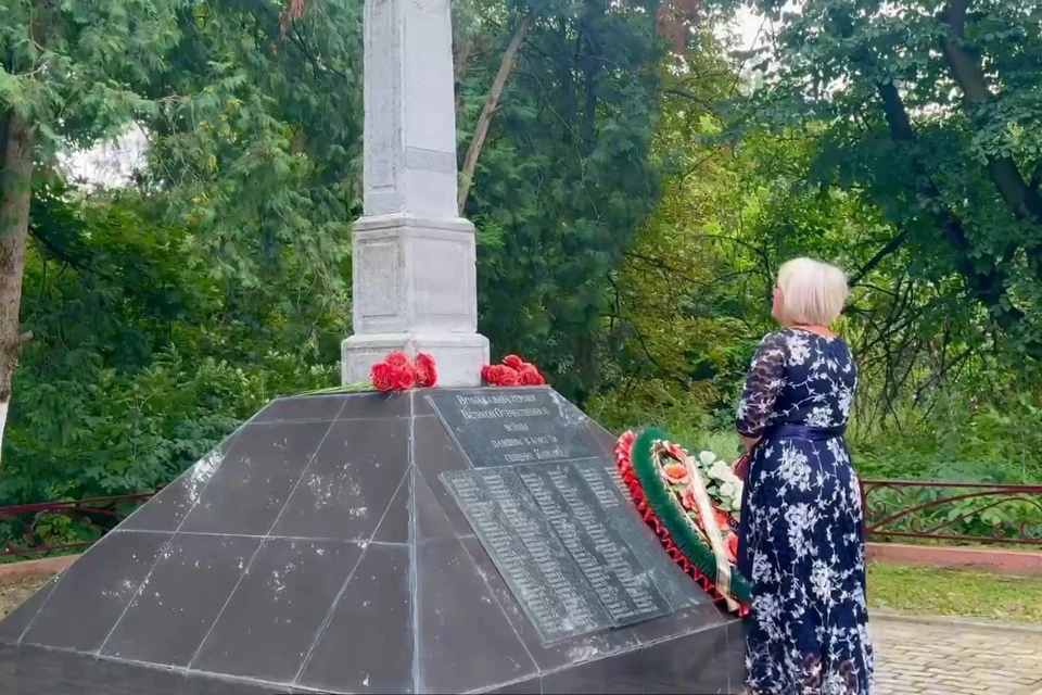 Внучка приехала на могилу прадеда в Ардонский район Северной Осетии. Фото: стоп-кадр видео администрации Ардонского района