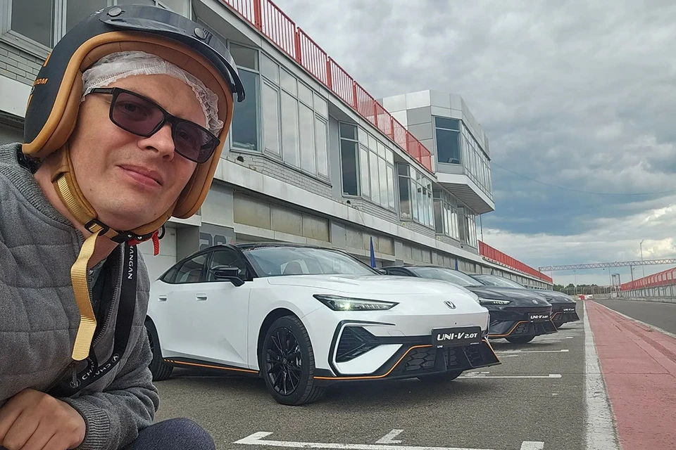 Автор «КП» Николай МЫСИН протестировал новый спортивный Changan на гоночном треке и обычных дорогах