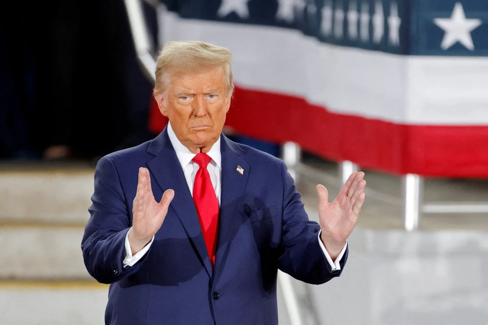 Трамп рассказал, что переговоры с Ираном идут "без лишнего шума".