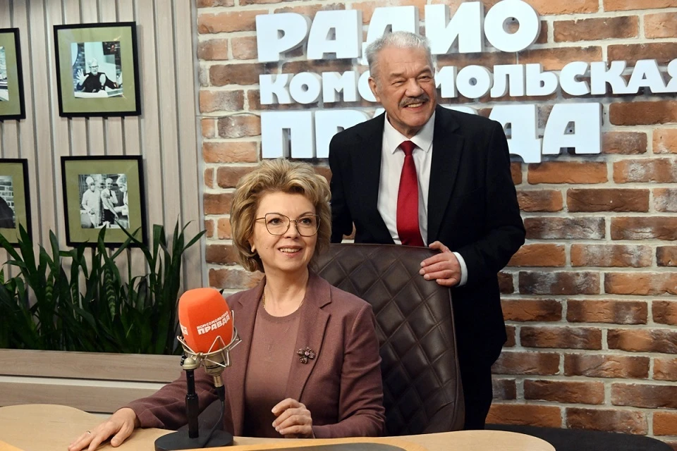 Елена Ямпольская: 3 миллиона детей в РФ учат в школе языки своих народов