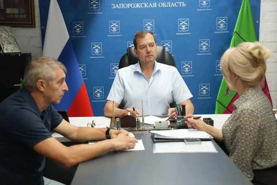 На областном уровне обсудили субсидирование пострадавших от обстрелов фермеров. Фото: тг-канал Евгения Балицкого