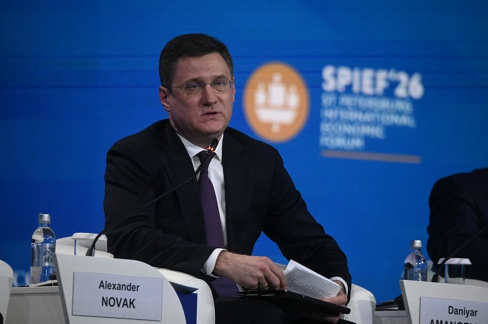 Новак поручил контролировать программы развития сельского хозяйства и ТЭК