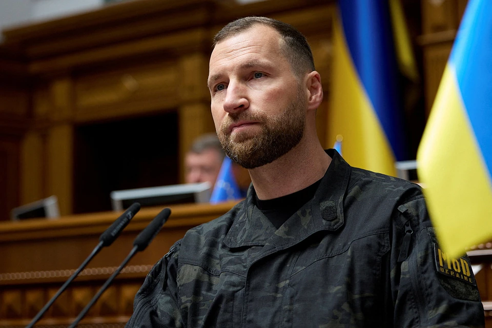Верховная рада Украины утвердила в должности нового министра обороны Евгения Хмару