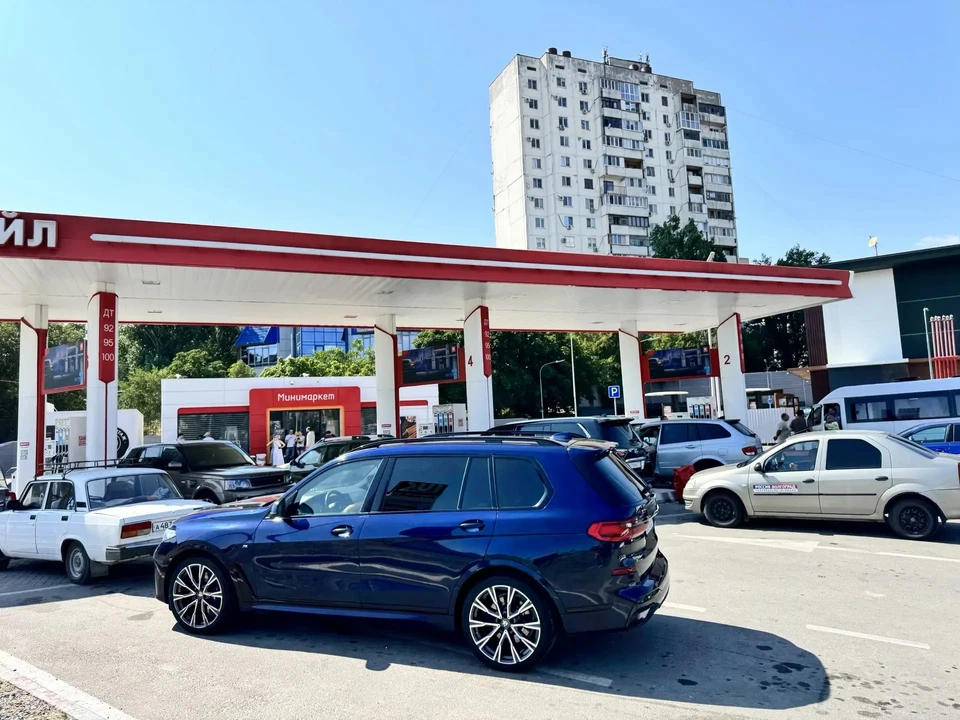 В июле заметно подорожало топливо.
