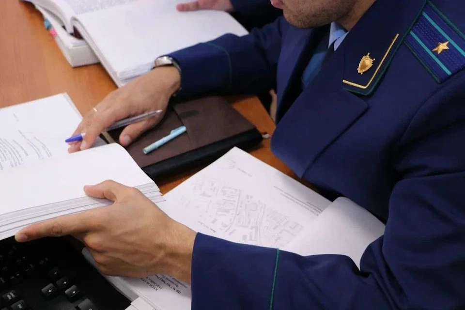 Житель Херсонщины приговорен к 200 часам работ за передачу банковской карты аферистам Фото: прокуратура ХО