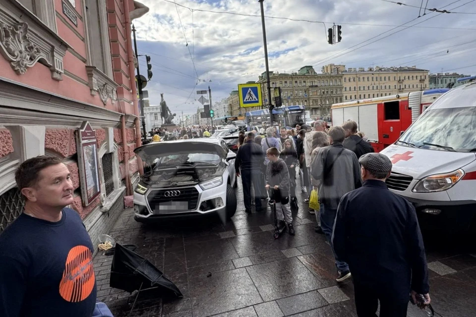 Пострадавшие госпитализированы.