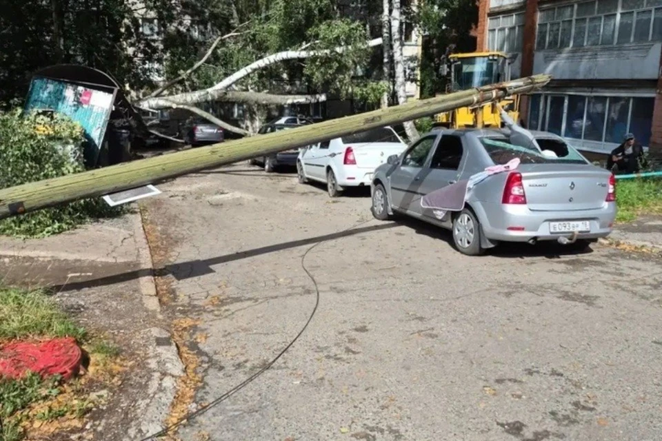 Сильный ливень прошел в Ижевске 20 августа. Фото: vk.ru/zlou18