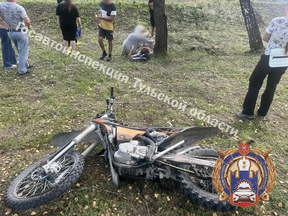В ДТП в Заокском районе пострадали несовершеннолетние водитель и пассажир мототранспорта.