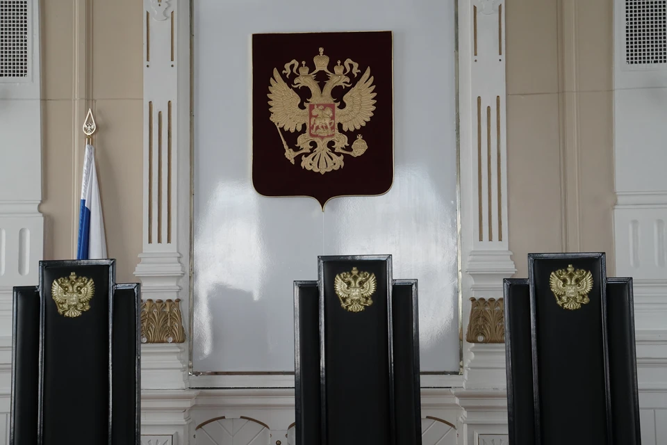 Мужчина в Иркутске запирал детей-инвалидов в ящиках