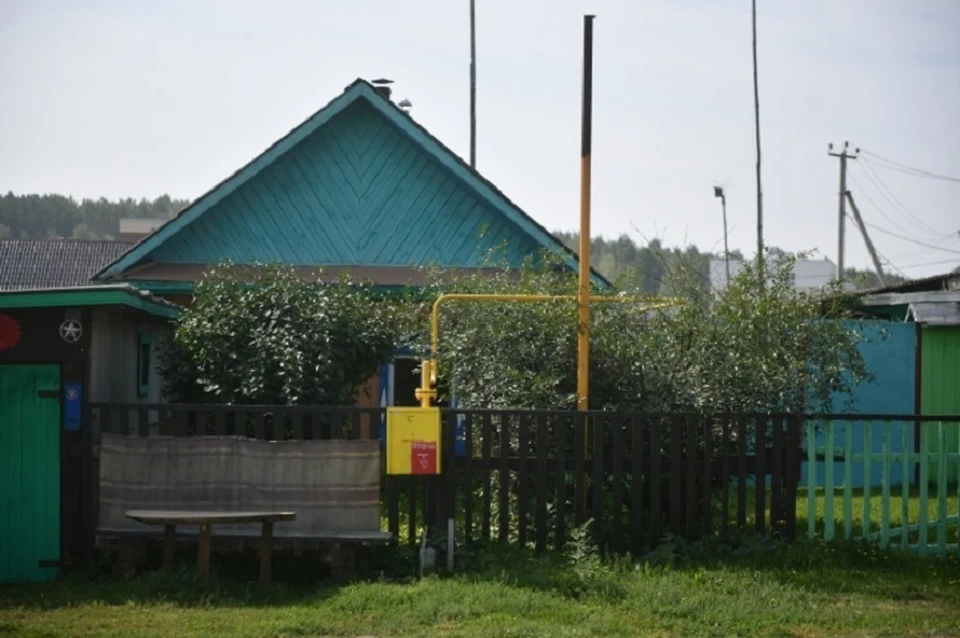 В Ростовской области жена во время ужина напала на мужа.