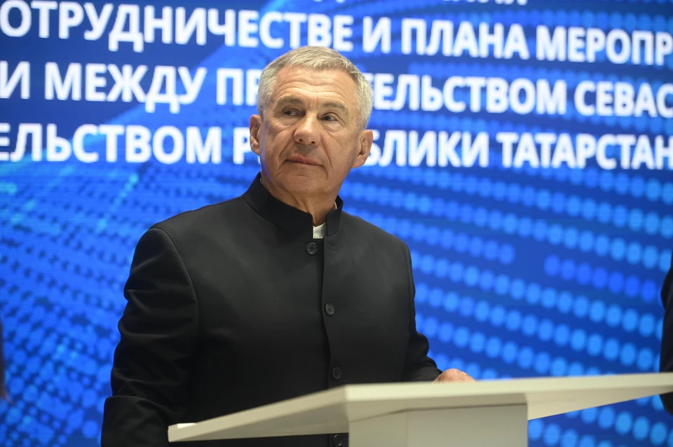 Раис РТ посетил обновлённое здание общежития КГМУ