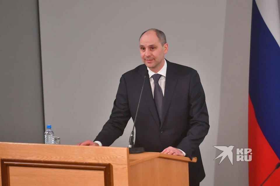 Денис Паслер пожелал свердловчанам новых открытий и достижений в учебном году
