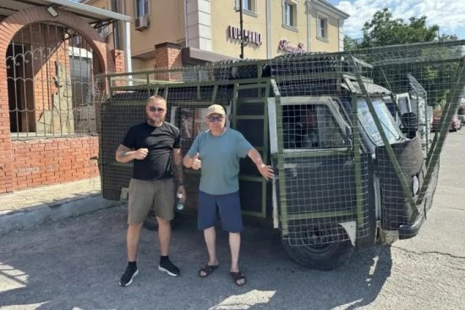 Депутат Законодательного Собрания Иркутской области Сергей Гомбоев в очередной раз побывал с гуманитарной миссией в Донецкой и Луганской Народных Республиках.