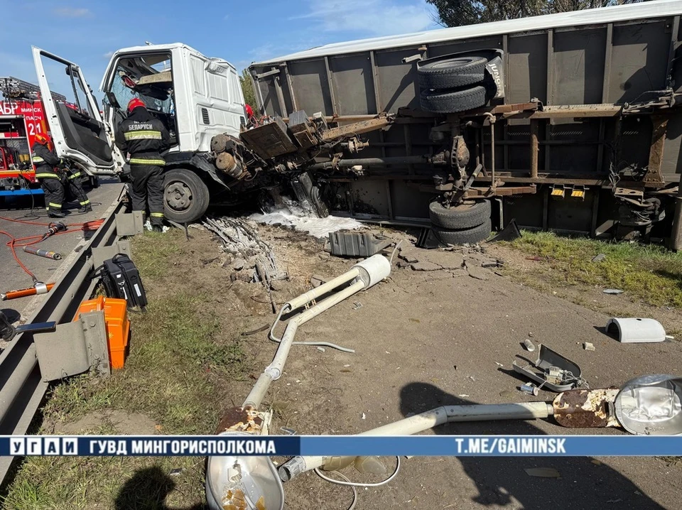 В Минске водитель грузовика умер за рулем. Фото: телелграм-канал УГАИ ГУВД Мингорисполкома
