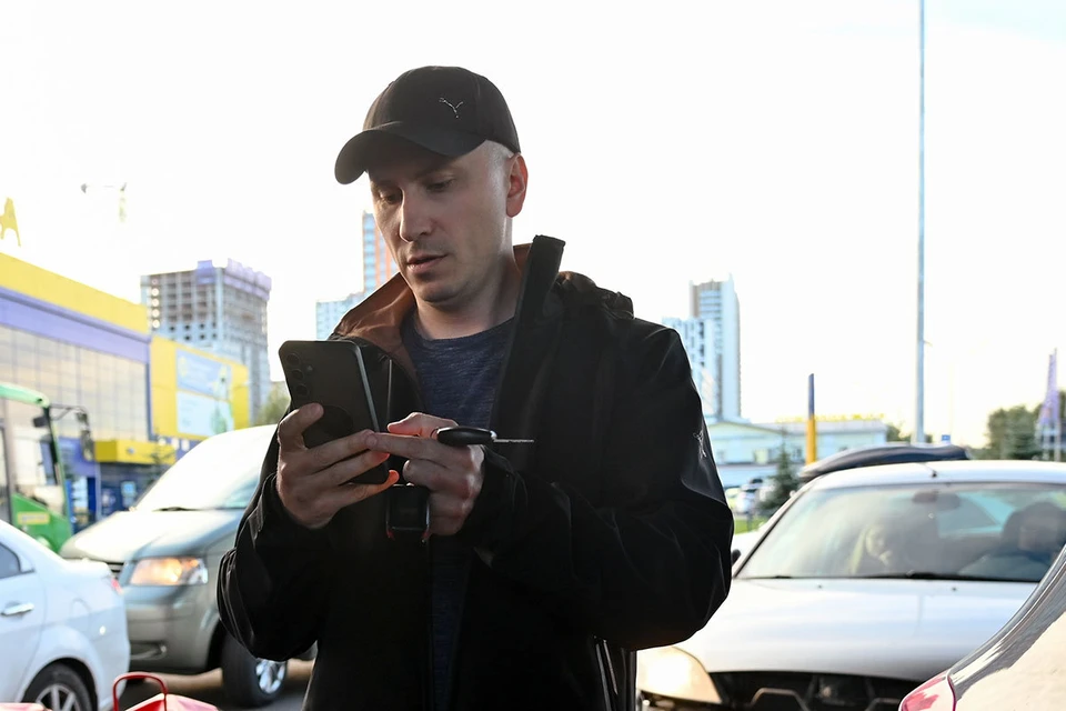 В социальных сетях Калининградской области появилась информация о создании специализированного чат-бота, который якобы содержит актуальные списки граждан, подлежащих осенней мобилизации.
