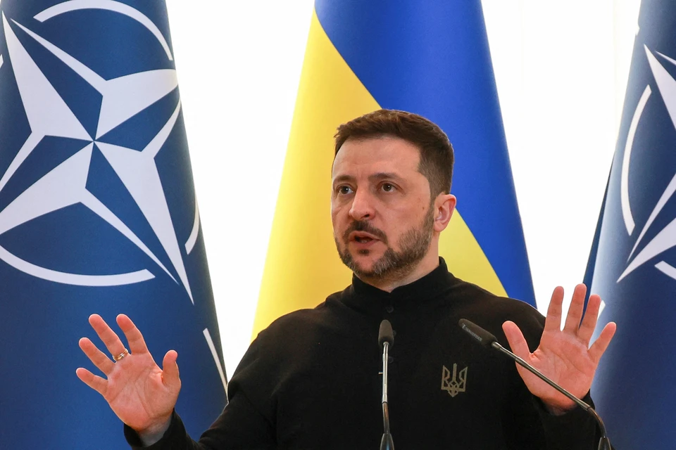 Зеленский анонсировал трудные решения из-за огромного дефицита бюджета
