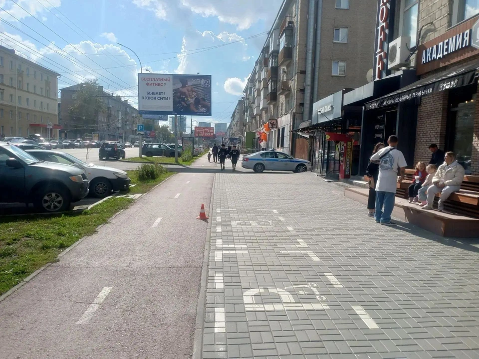 Виновник уехал с места ДТП. Фото: ГАИ по Новосибирской области.