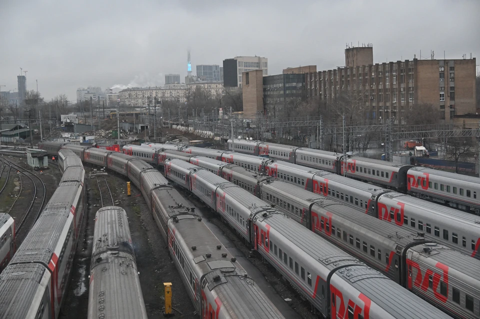Машинист получил травмы при повреждении пассажирского поезда Москва - Тольятти. Фото: Komsomolskaya Pravda/GLOBAL LOOK PRESS
