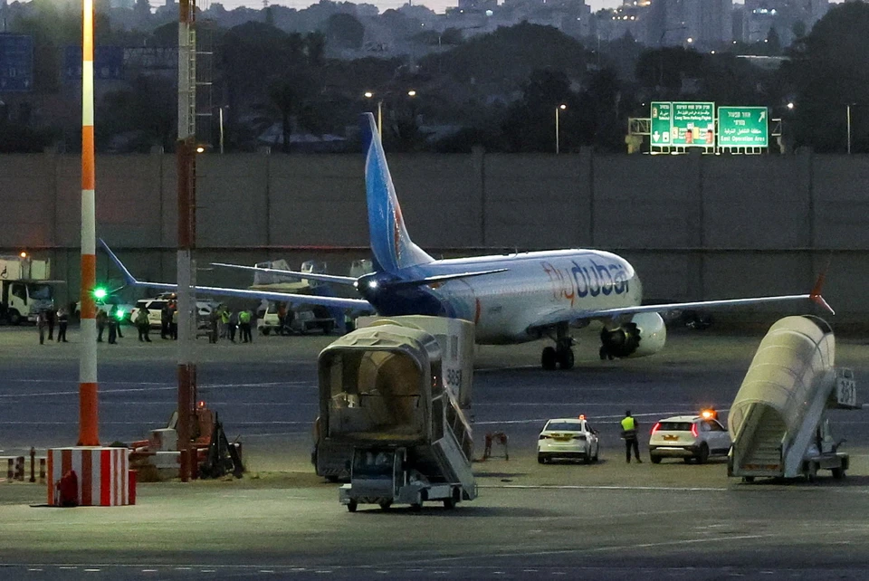 В ОАЭ власти страны начали расследование инцидента с бортом рейса Flydubai