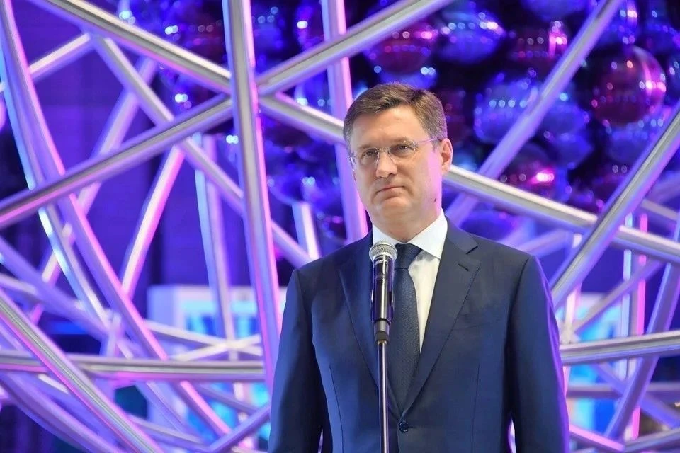 Новак указал на большую работу по защите НПЗ и снижение ущерба от атак