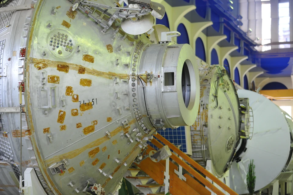 Космонавт Сергей Тетерятников прибыл на МКС в составе Crew-13.
