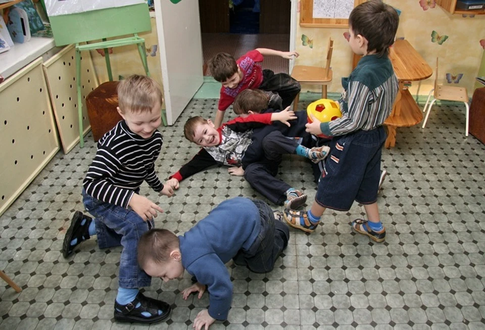 Позвольте детям кривляться и баловаться